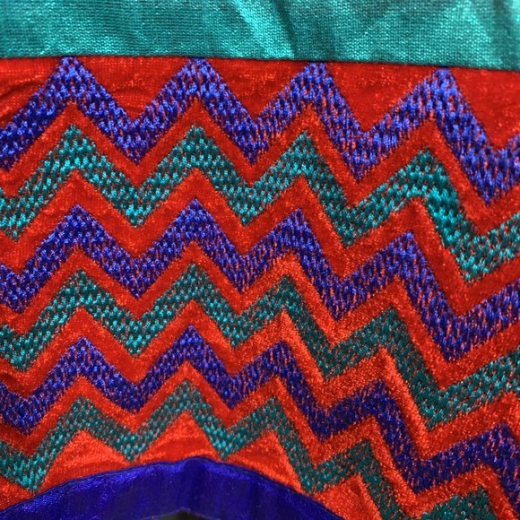 Red Velvet Multicolor Floral Embroidered Long Tunic Top Boho Kurta Sz S/XS - Picture 3 of 12